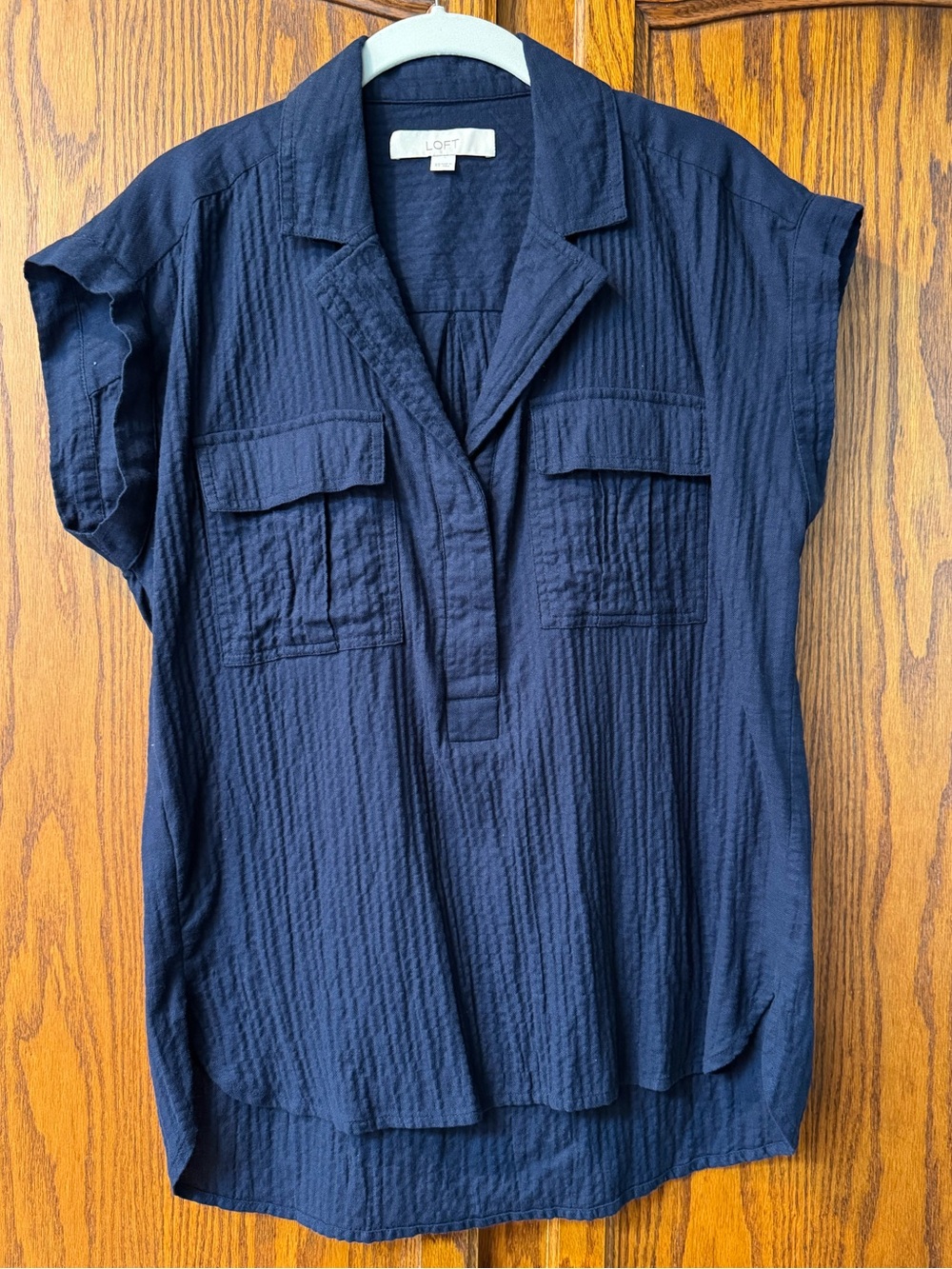 NWOT LOFT Navy Gauze Short-Sleeve Utility Blouse, Size XS